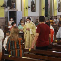 Santa Missa em ação de graças pelos 10 anos de Ordenação Sacerdotal do Pe. Heriberto Gomes