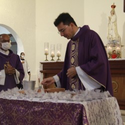 Santa Missa Quarta-feira de Cinzas