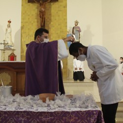 Santa Missa Quarta-feira de Cinzas