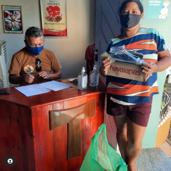 Entrega das cestas do Tapete Solidário 2021